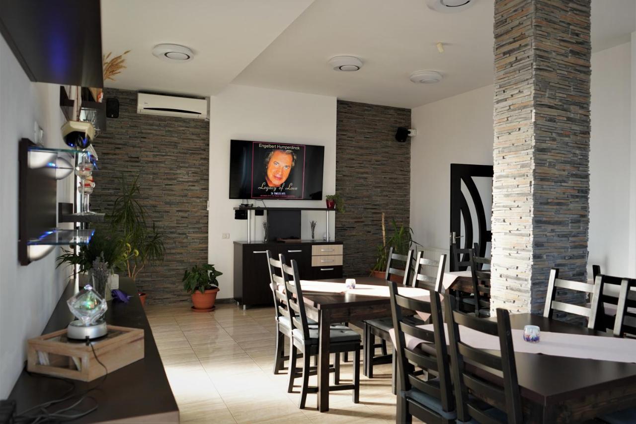 Hotel Indeep Club Cumpăna Exteriér fotografie